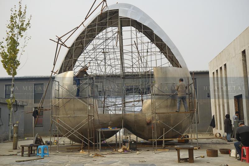stainless-steel-sculpture-fabrication-foundry-Beijing