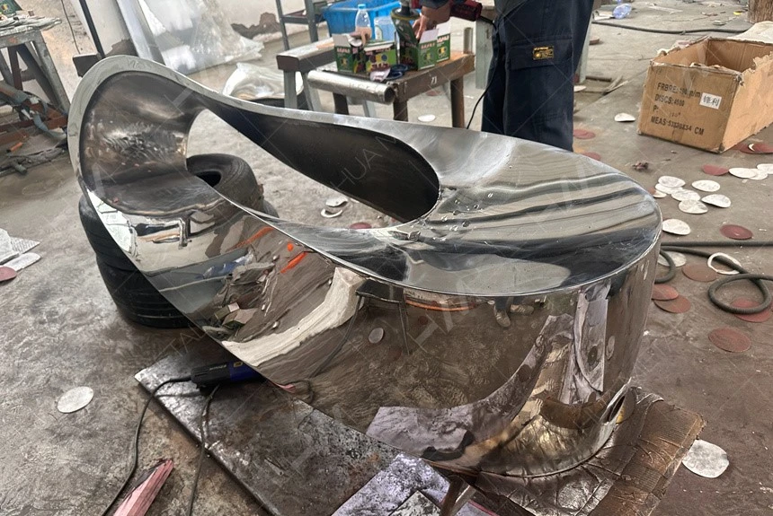 Stainless steel Mobius under polished Stainless steel Mobius under polished
